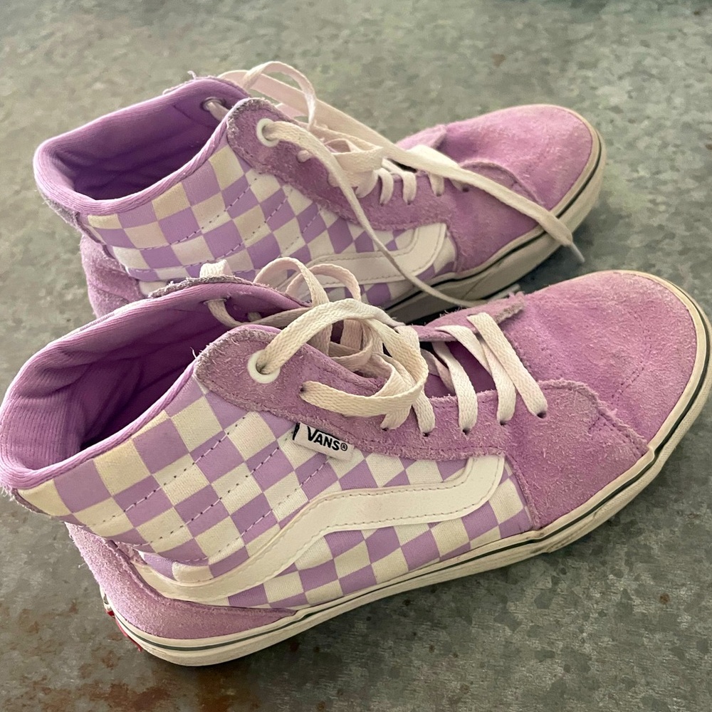 Size 7 high top Vans